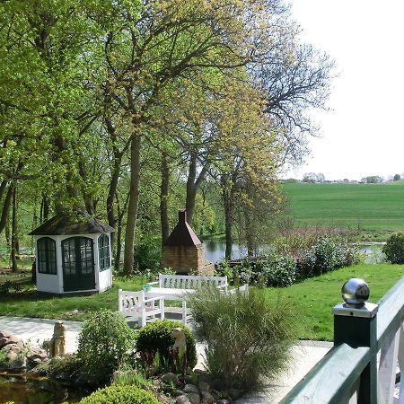 Domane Neu Gaarz Hostel Exteriör bild