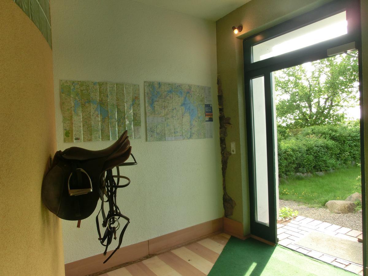 Domane Neu Gaarz Hostel Exteriör bild