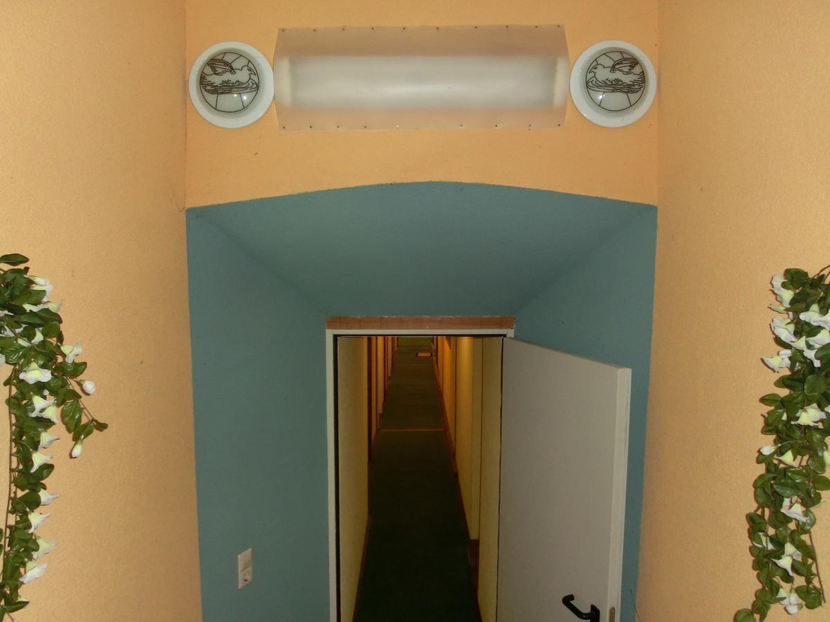 Domane Neu Gaarz Hostel Exteriör bild